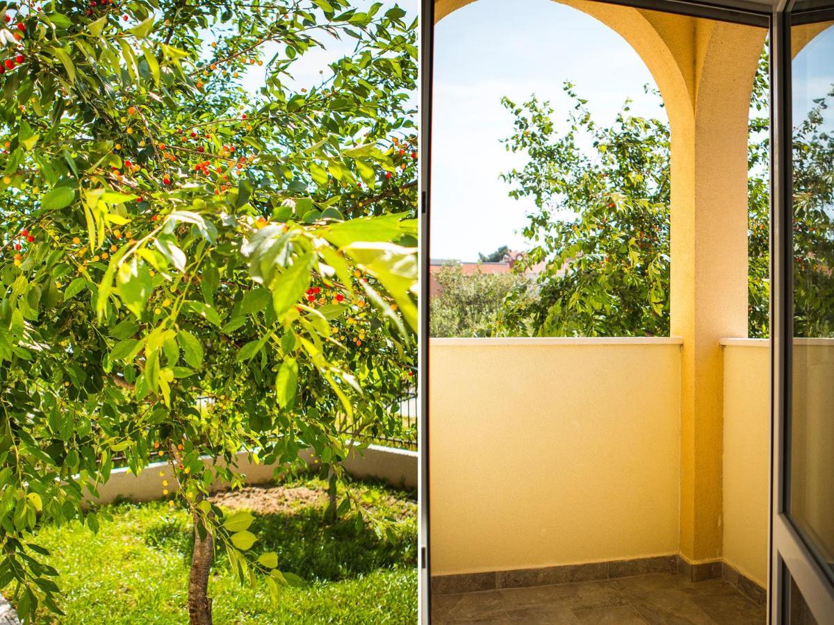 Olive Tree Apartments สปลิท ภายนอก รูปภาพ