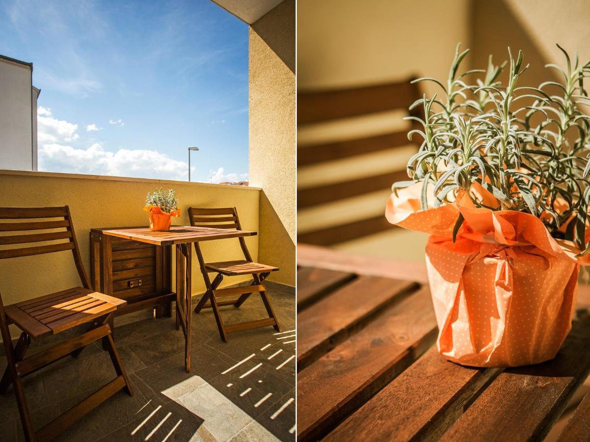 Olive Tree Apartments สปลิท ภายนอก รูปภาพ